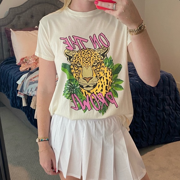 SHOW ME YOUR MUMU On The Prowl T-shirt - Picture 8 of 11